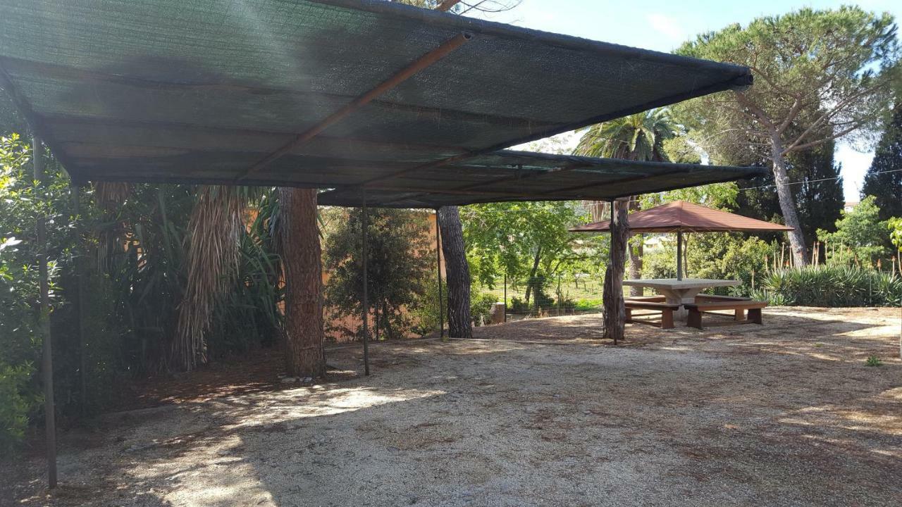Agriturismo Rebua Porto Azzurro Eksteriør bilde