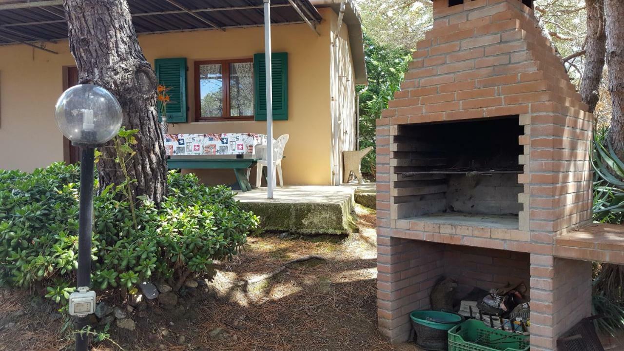 Agriturismo Rebua Porto Azzurro Eksteriør bilde
