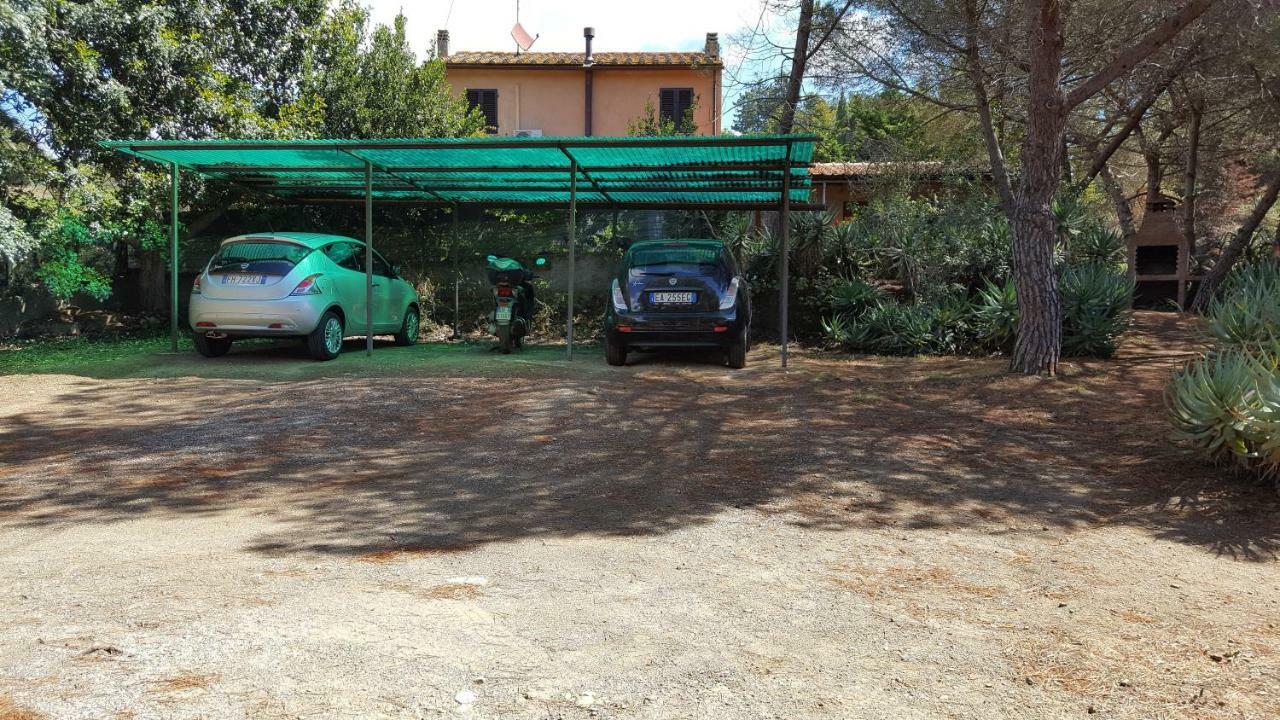Agriturismo Rebua Porto Azzurro Eksteriør bilde