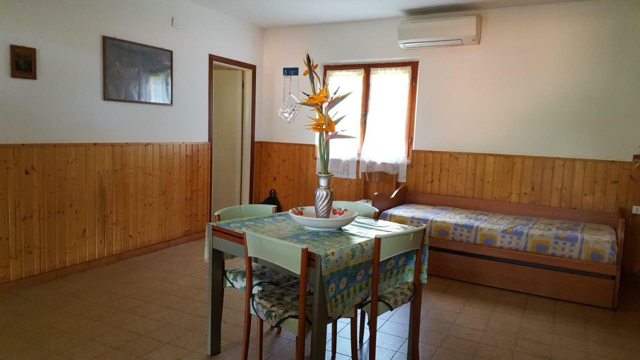 Agriturismo Rebua Porto Azzurro Eksteriør bilde